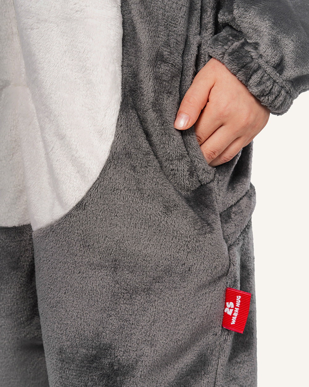 سالوبيت اطفالي علي شكل توم القط