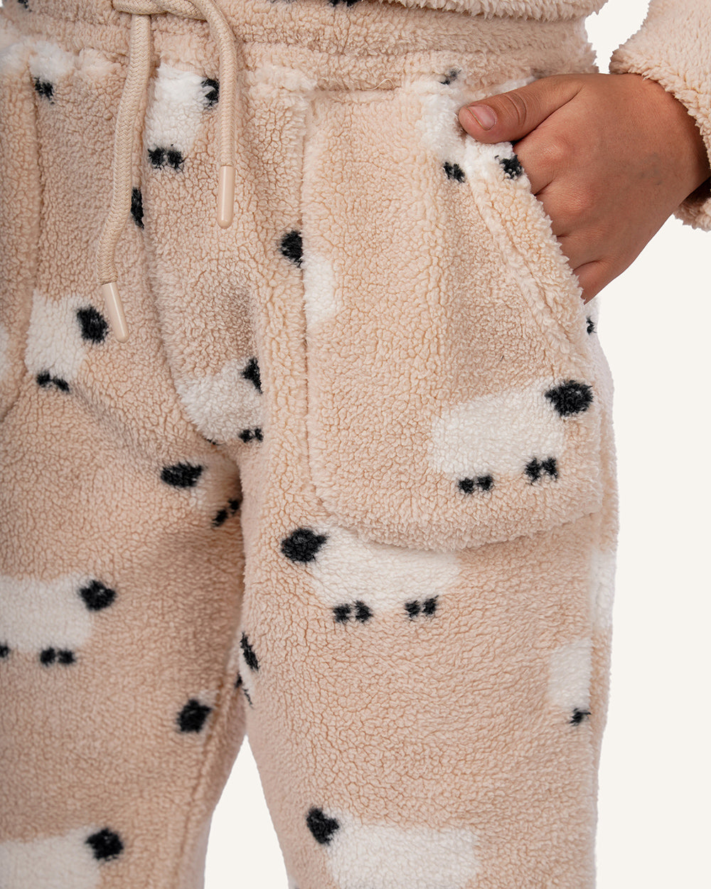 بيجاما كُم طويل الخروف السعيد