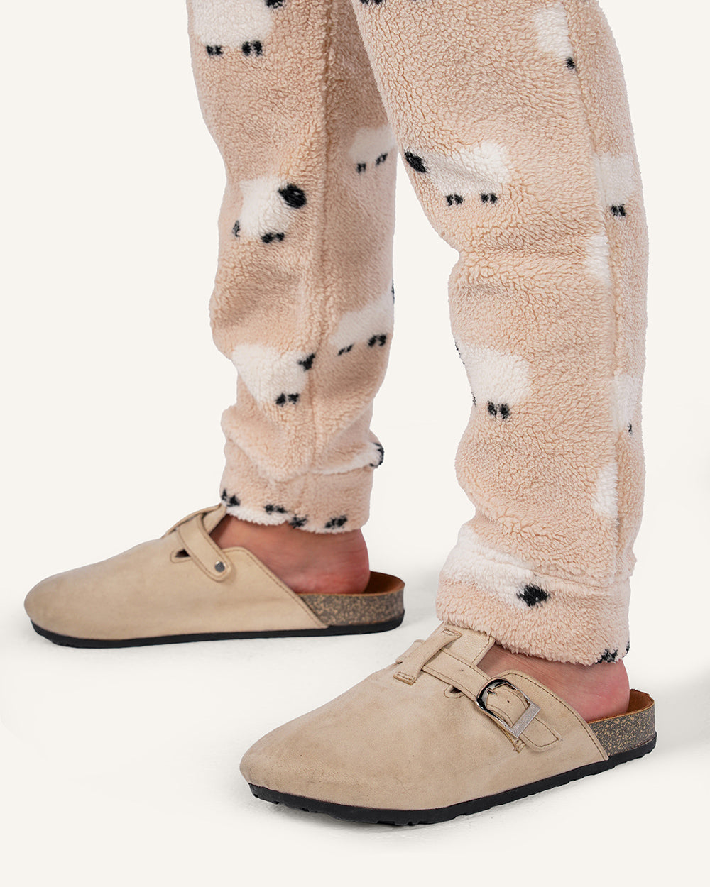 بيجاما كُم طويل الخروف السعيد