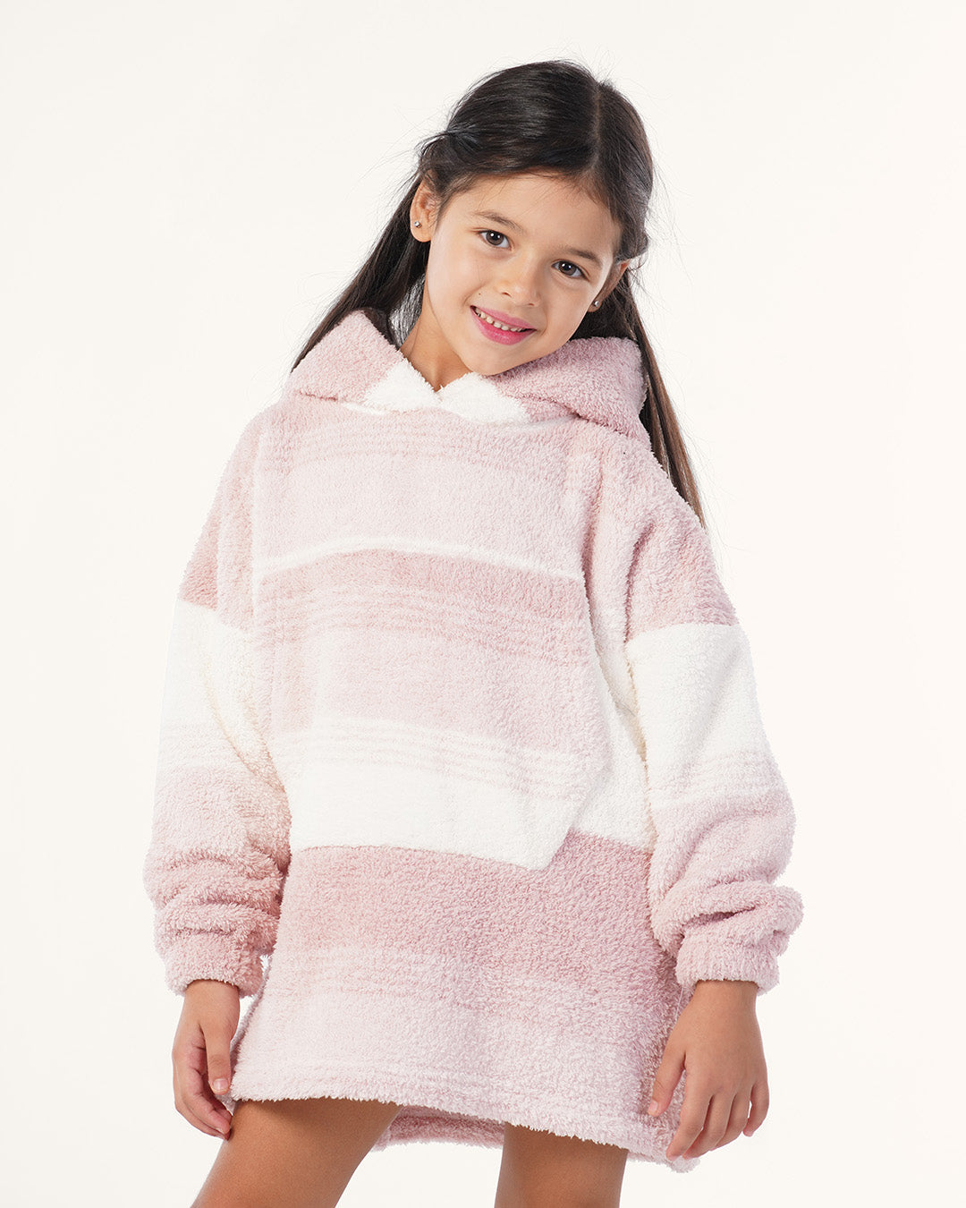 بطانيه باكمام و كابيشوه القطه الصغيره