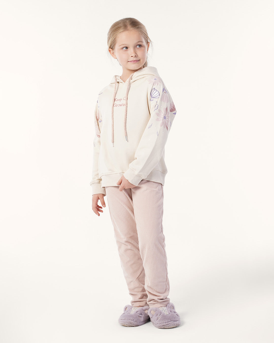 بيجاما ورود على الاكمام