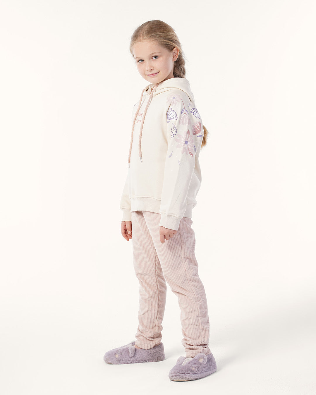 بيجاما ورود على الاكمام