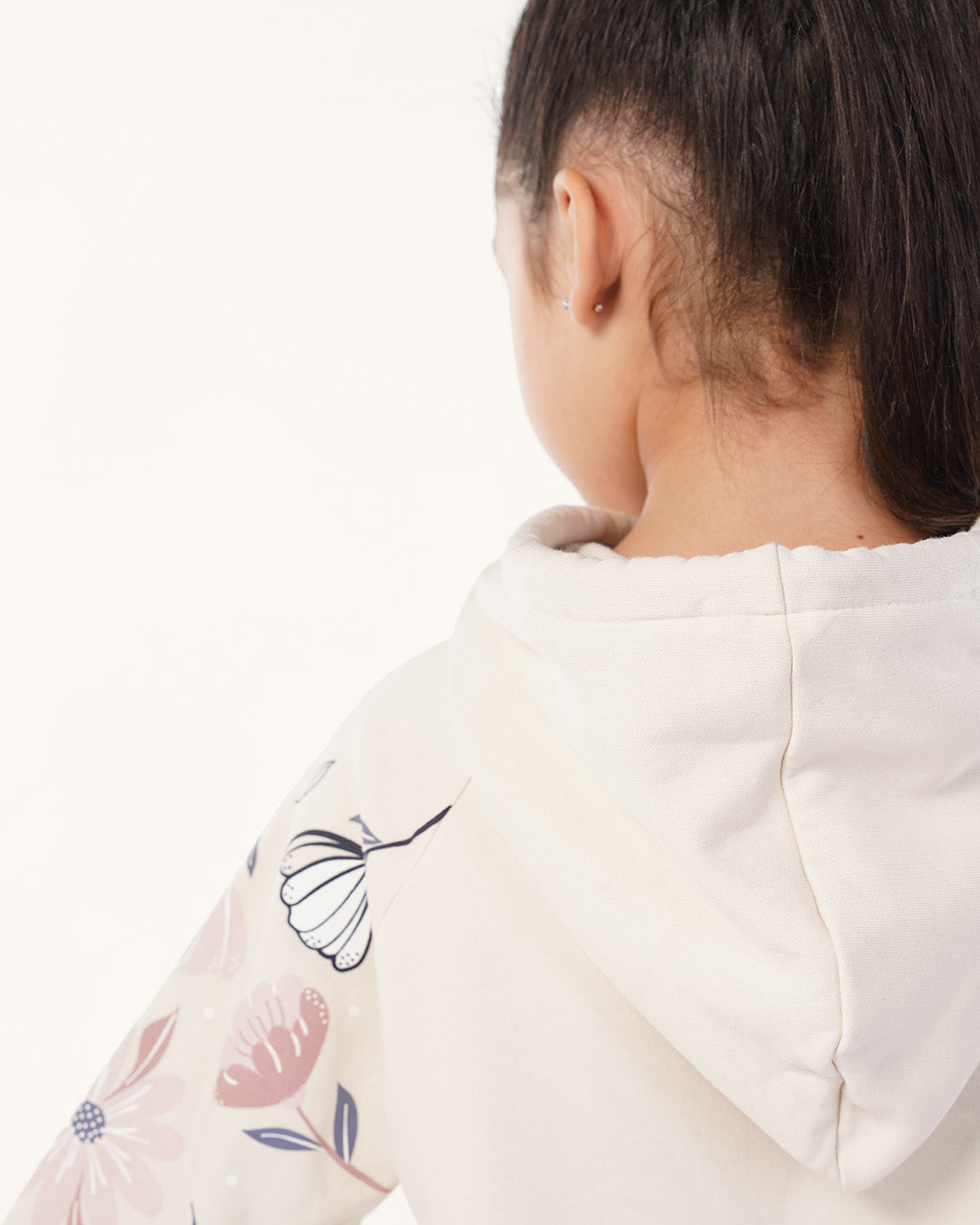 بيجاما ورود على الاكمام