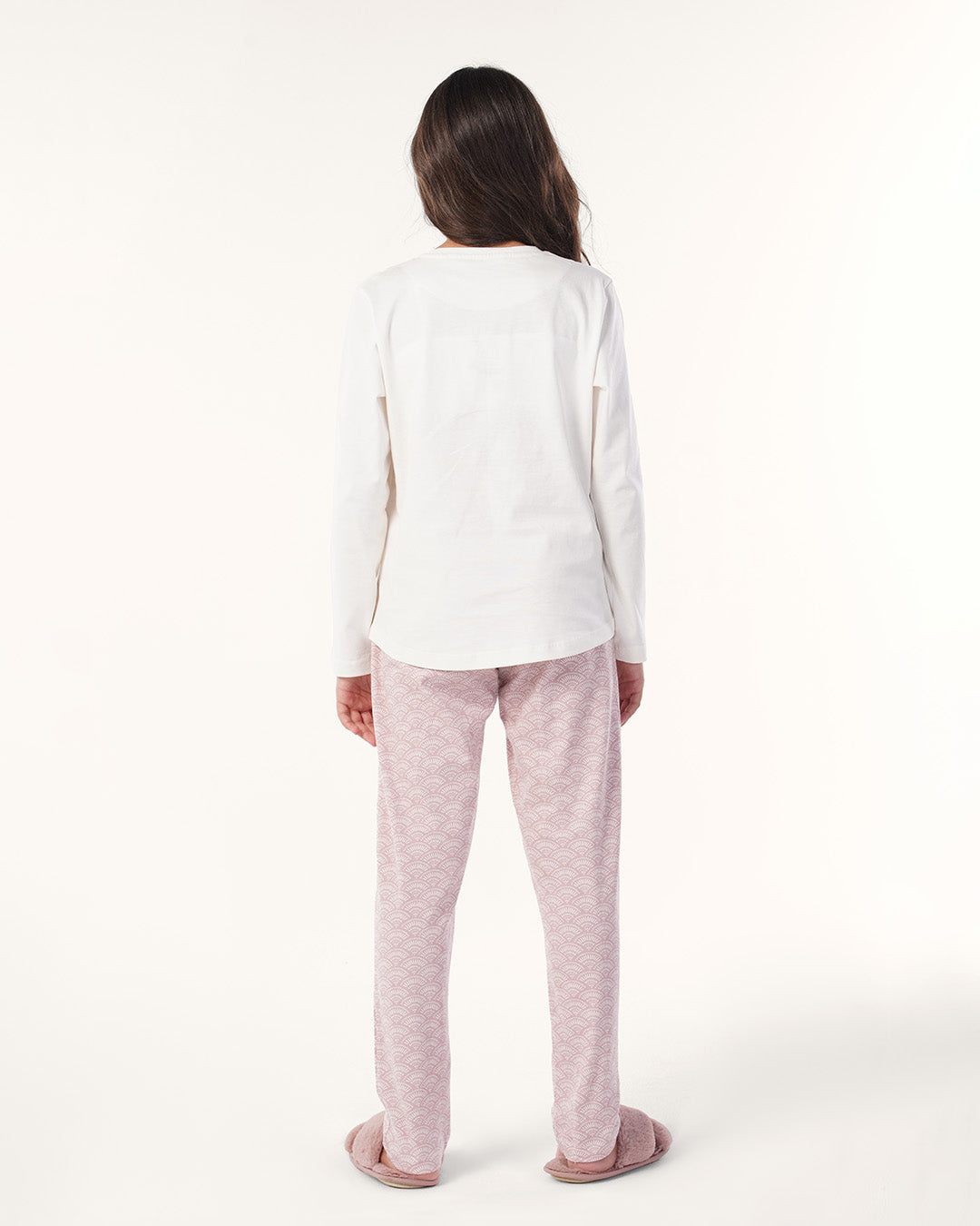 بيجامة بنطلون قطن و توب كُم طويل سنوبى