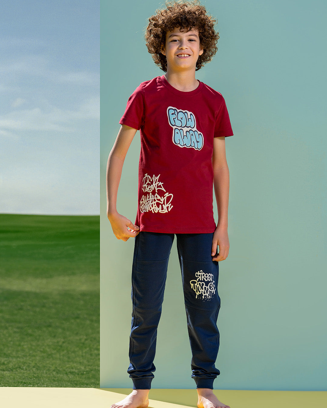 My children's pajamas fly away