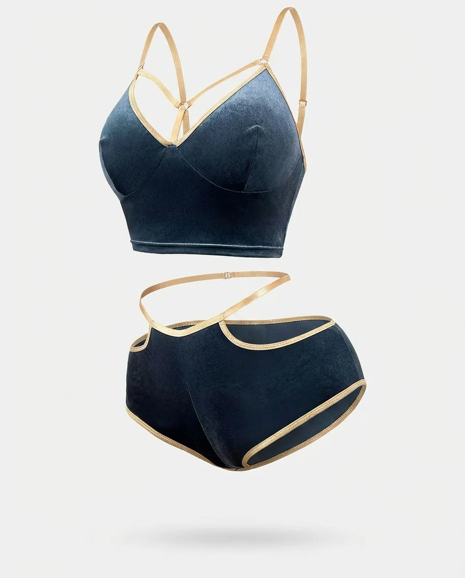 YY, Un ENSEMBLE De Lingerie à deux pièces