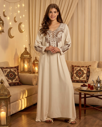 4 قميص داكرون سادة مطرز بكم