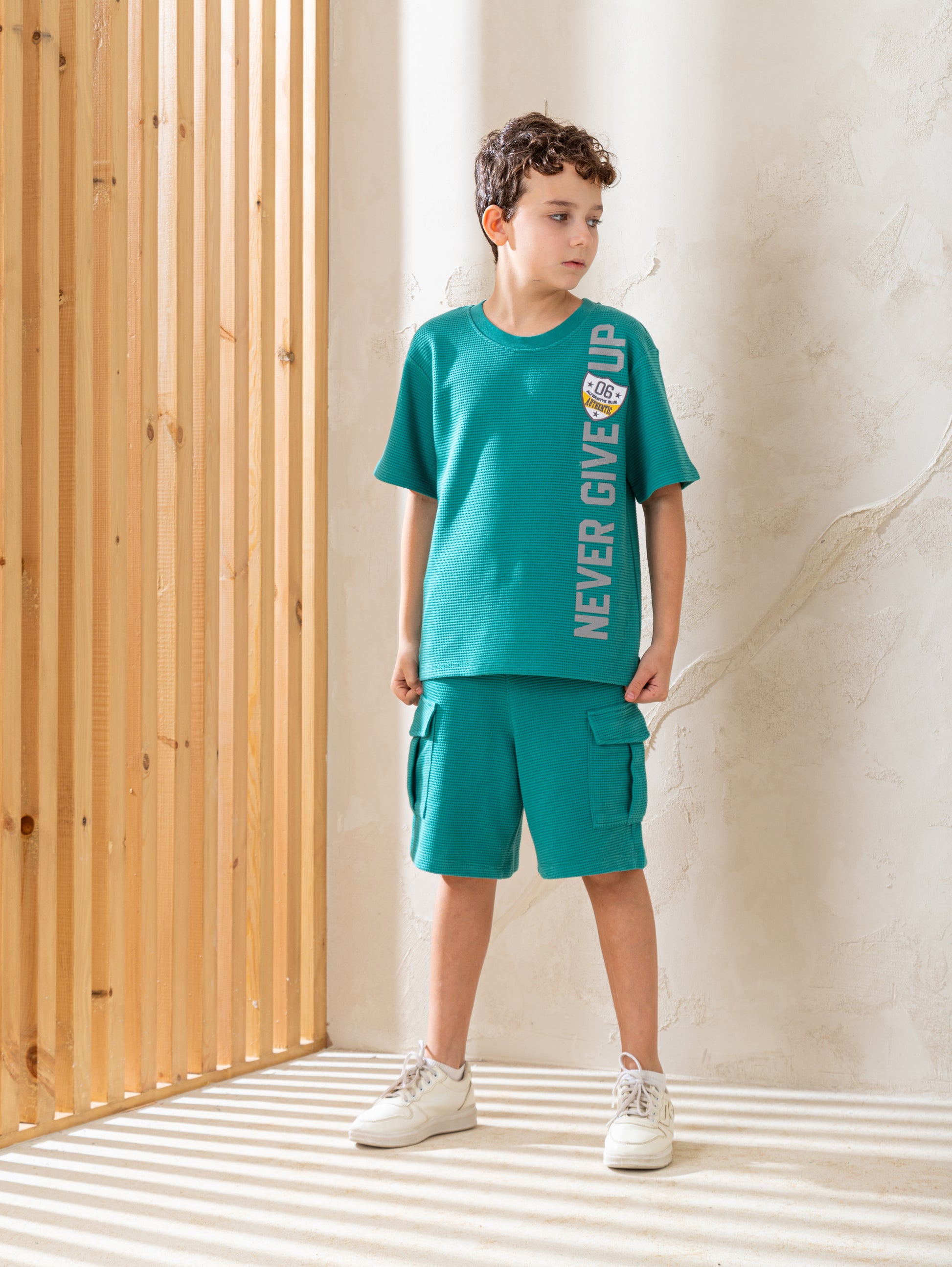 Never give up بيجاما اولادي