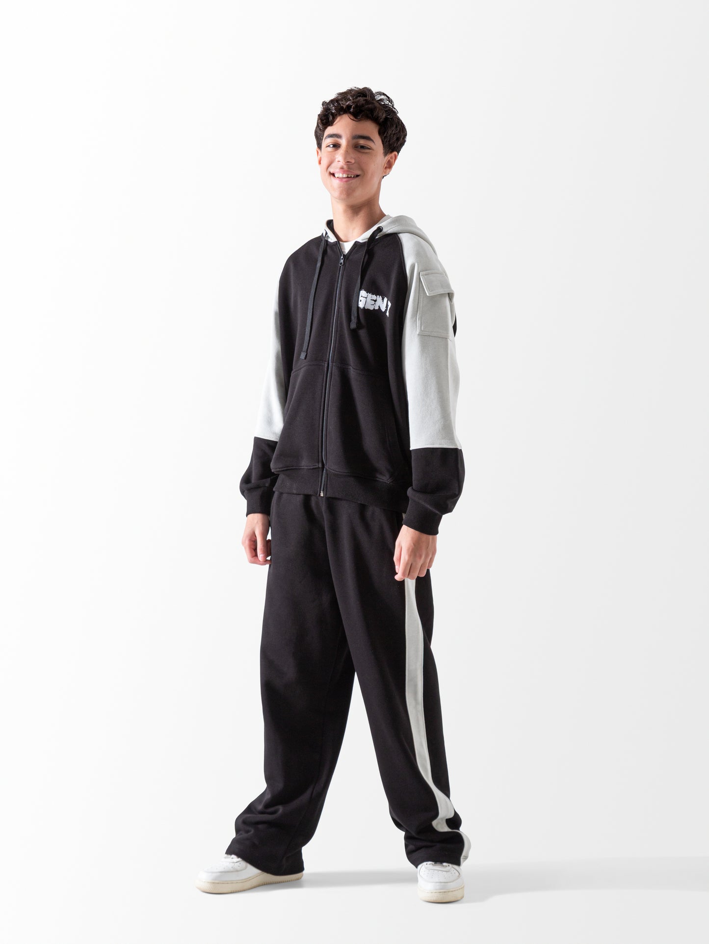 طقم جونيور اولادى خريفى جينيرايشن زد