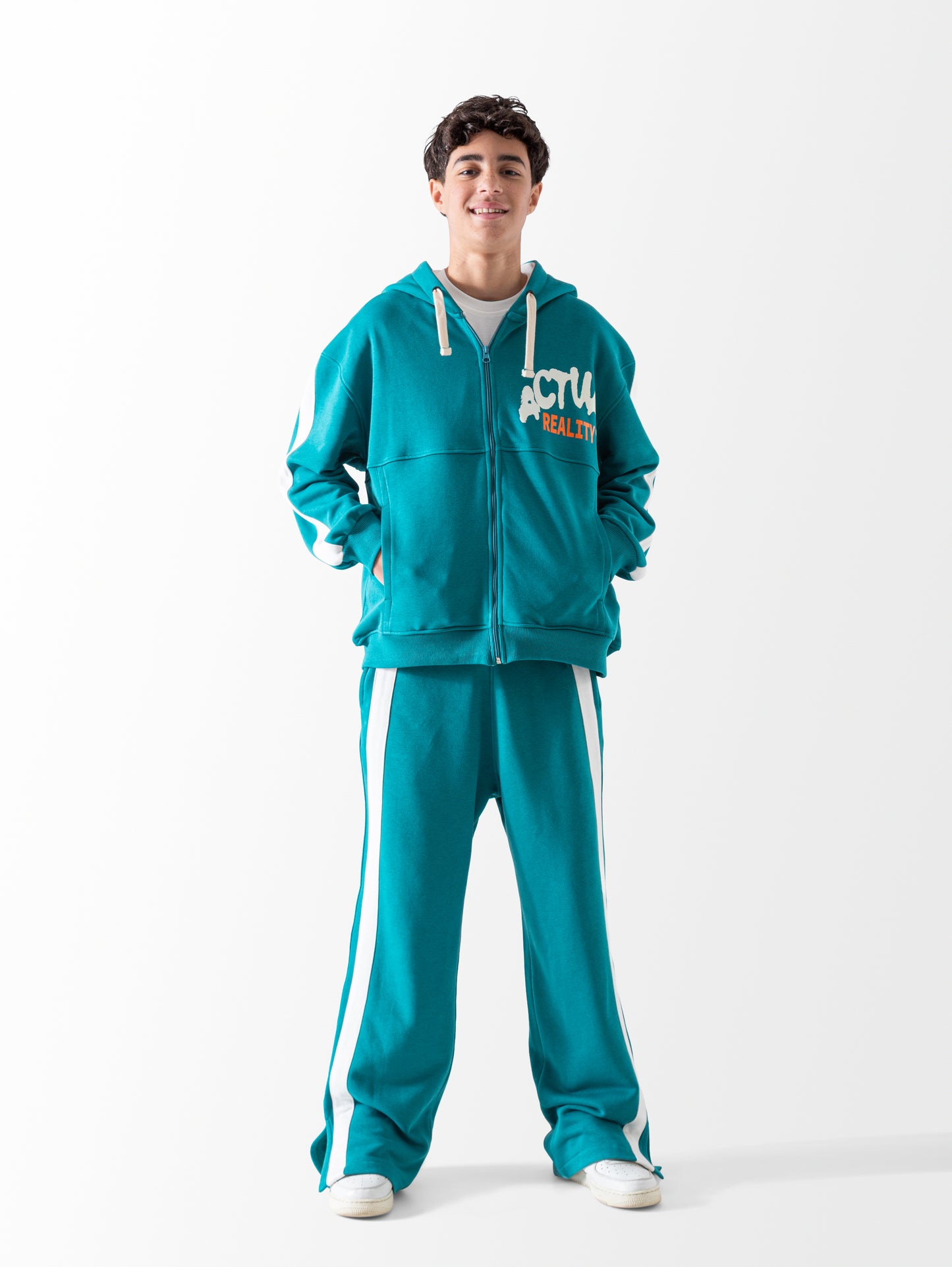 طقم جونيور اولادى خريفى الواقع الفعلى