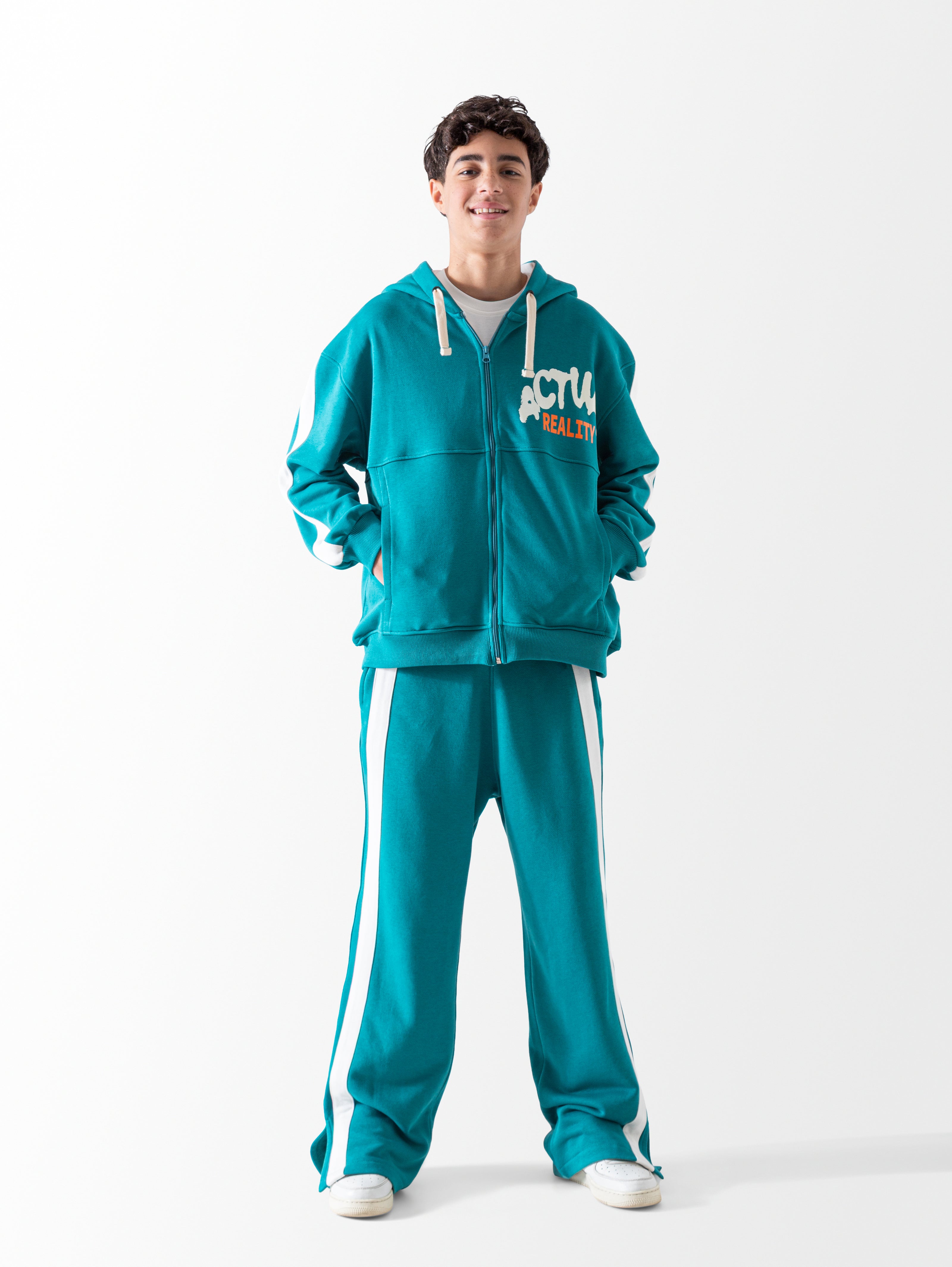 طقم جونيور اولادى خريفى الواقع الفعلى