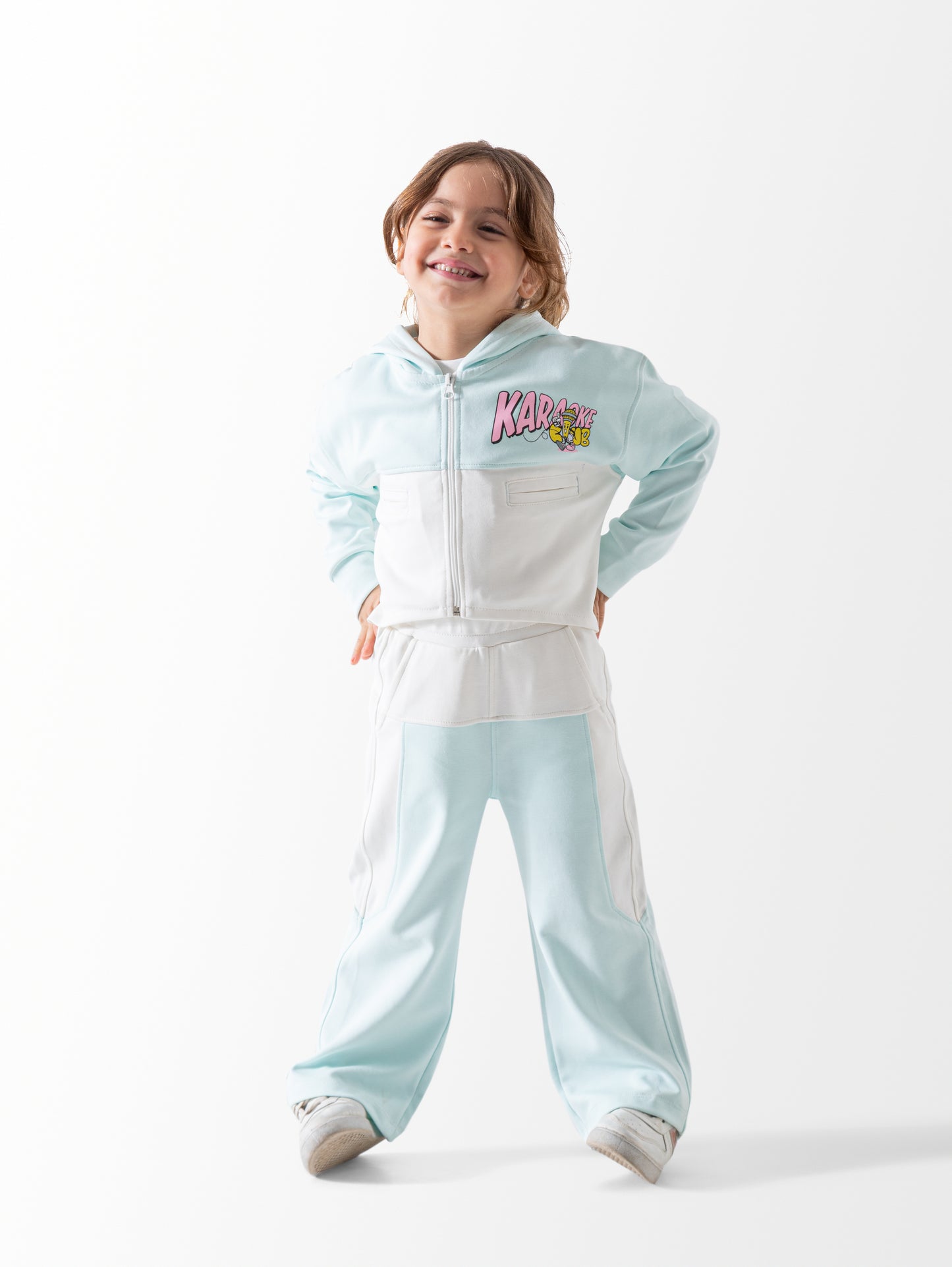 طقم كيدز بناتى خريفى كاراوكي