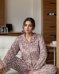 Women's pajamas with patterned buttons