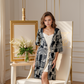 Knight C -Mashirt Et Un COURT ENSBLE De Robe