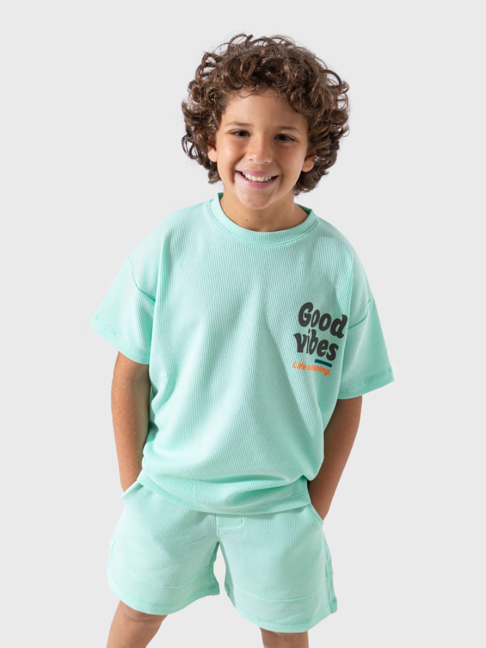 DREAMS FROM THE SHORE بيجامه اولادي وسط