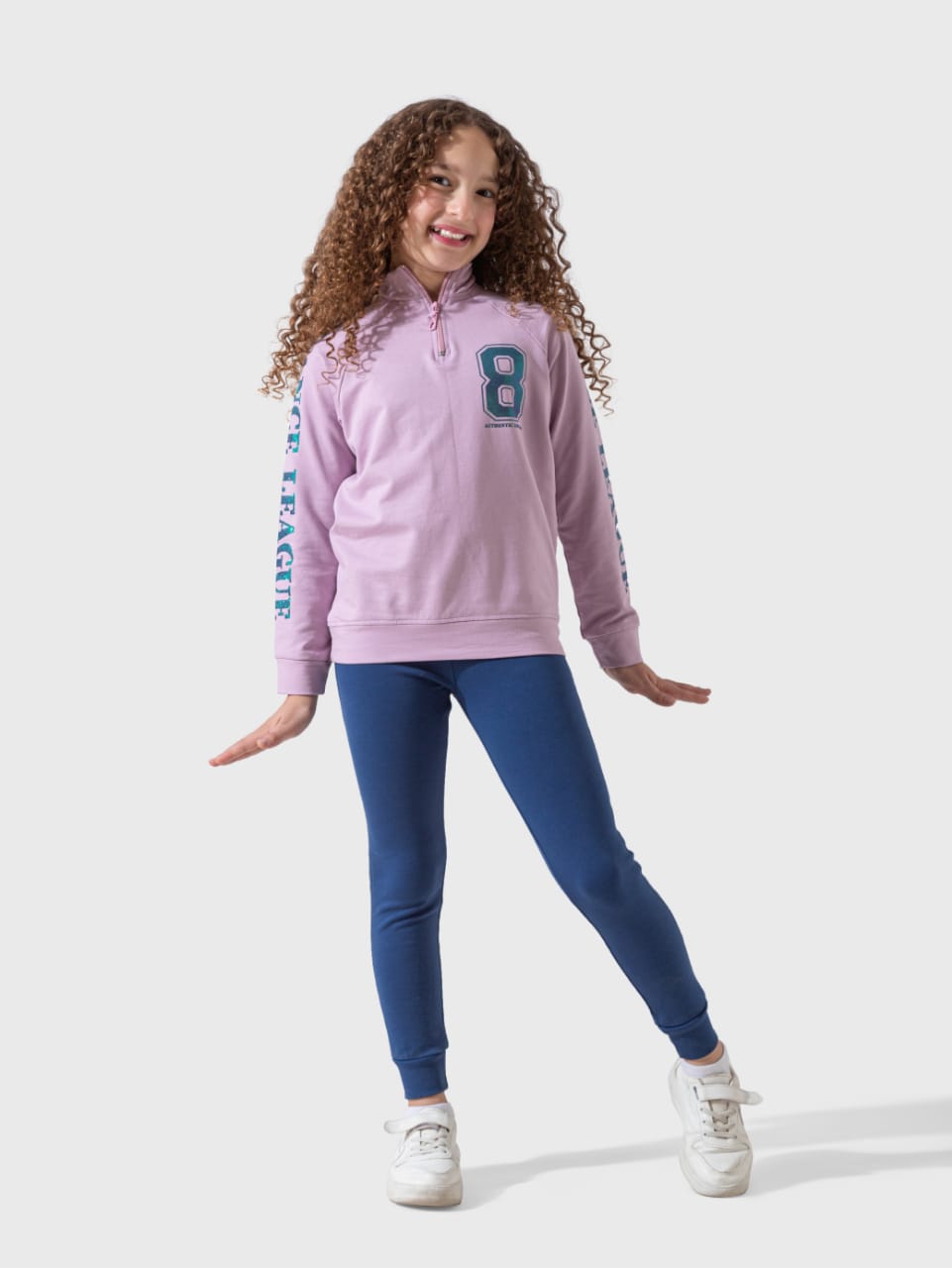 Authentic Edition بيجامه بناتي وسط خريفي