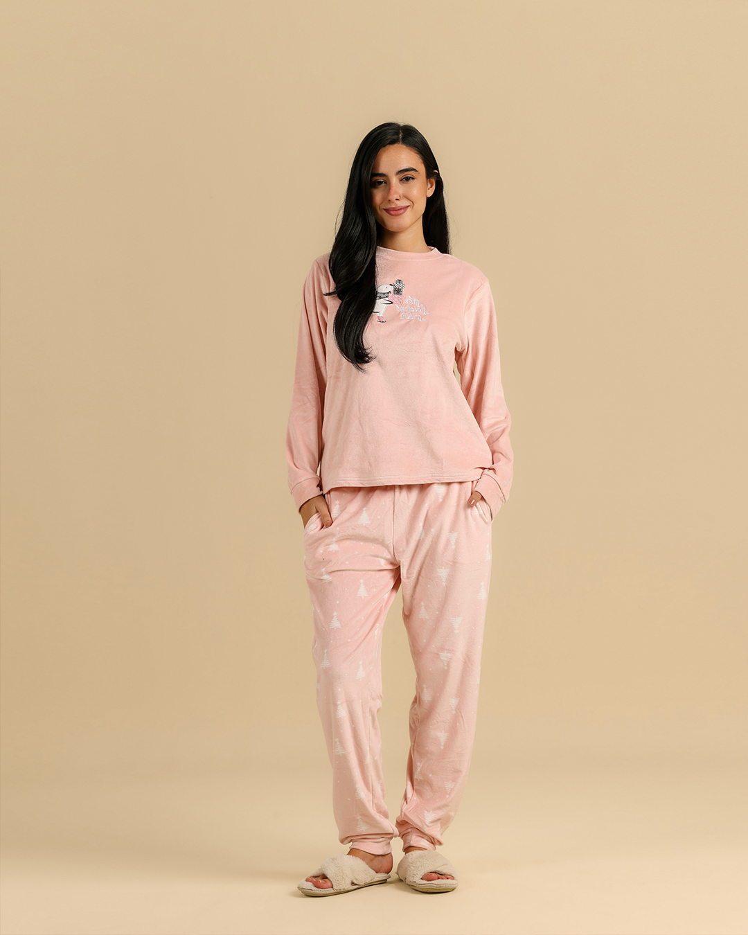 Women pajama set in rose forest