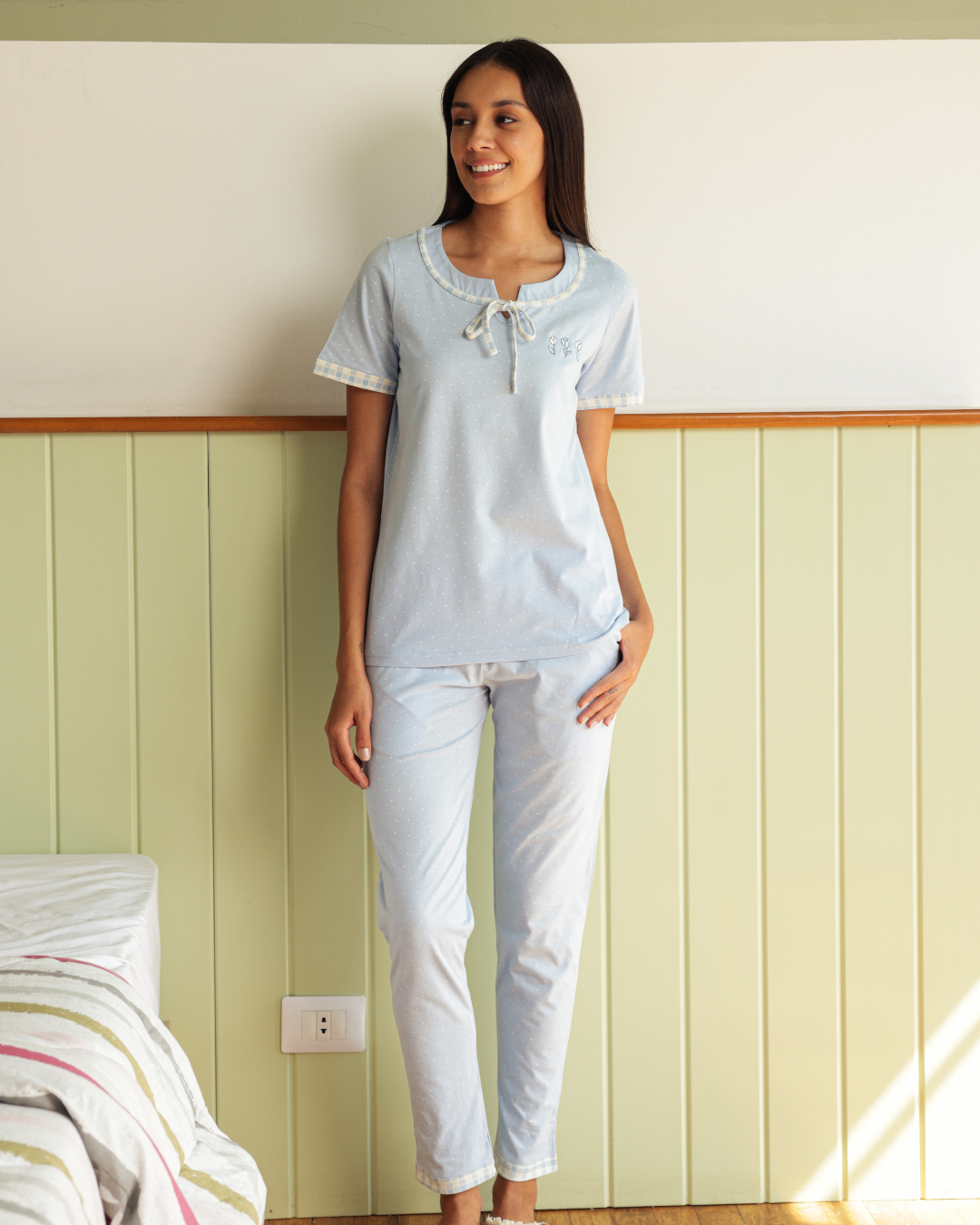 Women's pajamas half a sleeve of long embroidery trousers, dotted printing