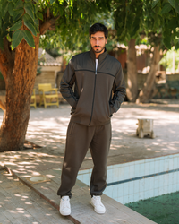 G/V Men's Pajamas with an open collar and zipper and pockets with a line on the chest