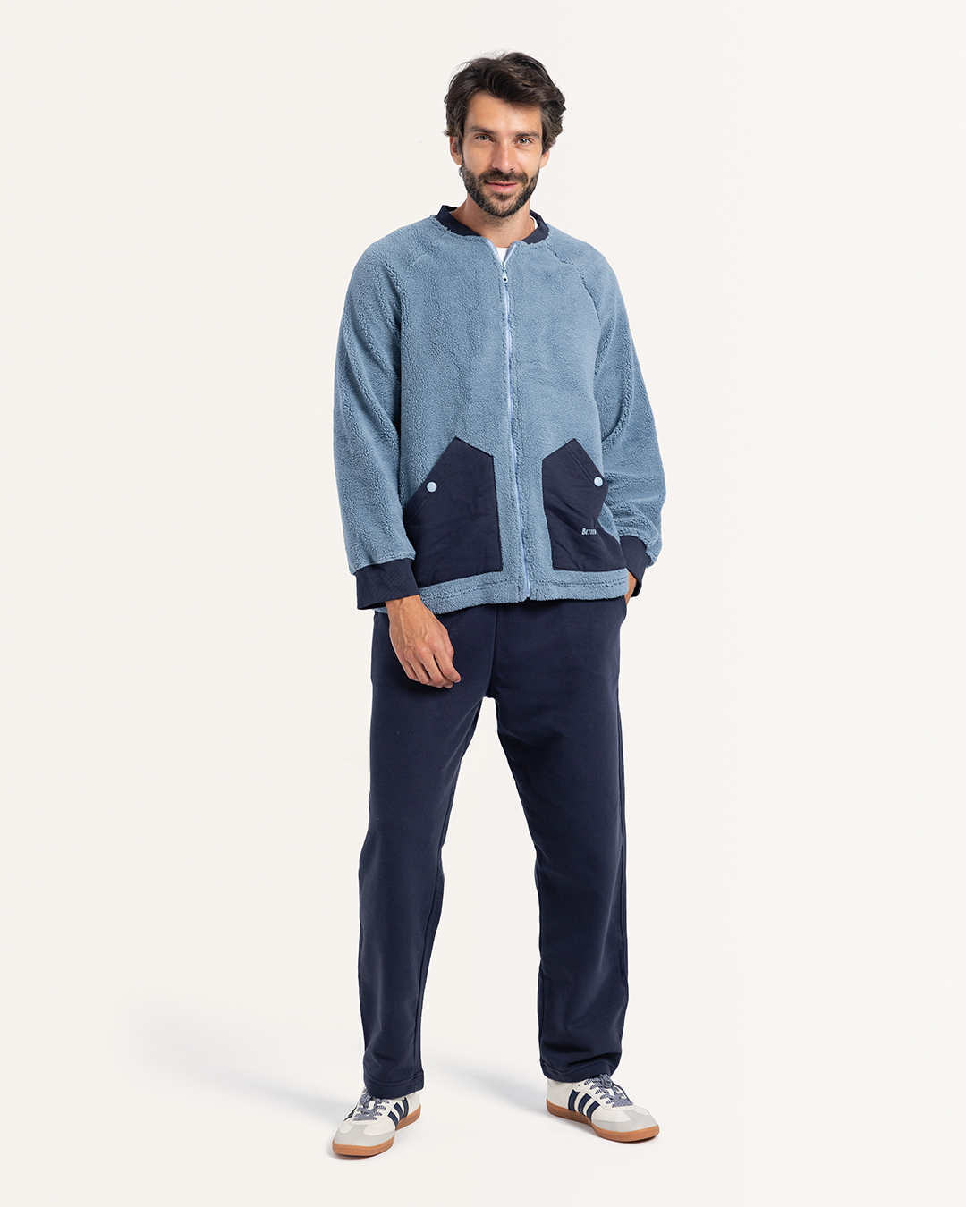 بيجاما بكم طويل و جيب من خامه البنطلون وبنطلون مستقيم