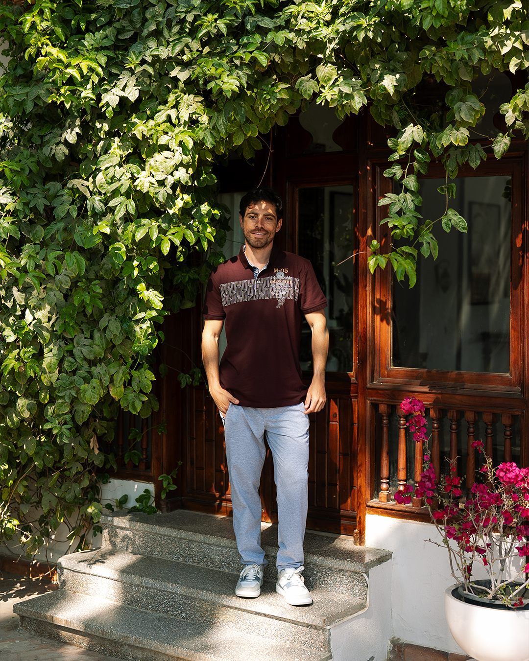 M05 بيجاما رجالي نص كم بياقة و بنطلون