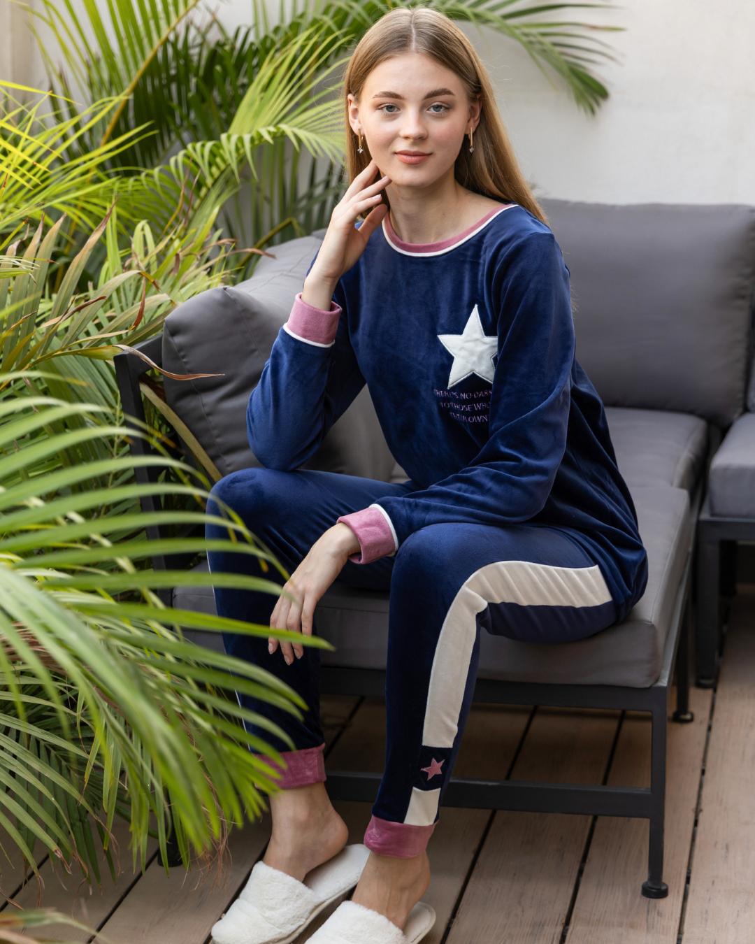 Women's velor pajamas, plain sweater with star embroidery