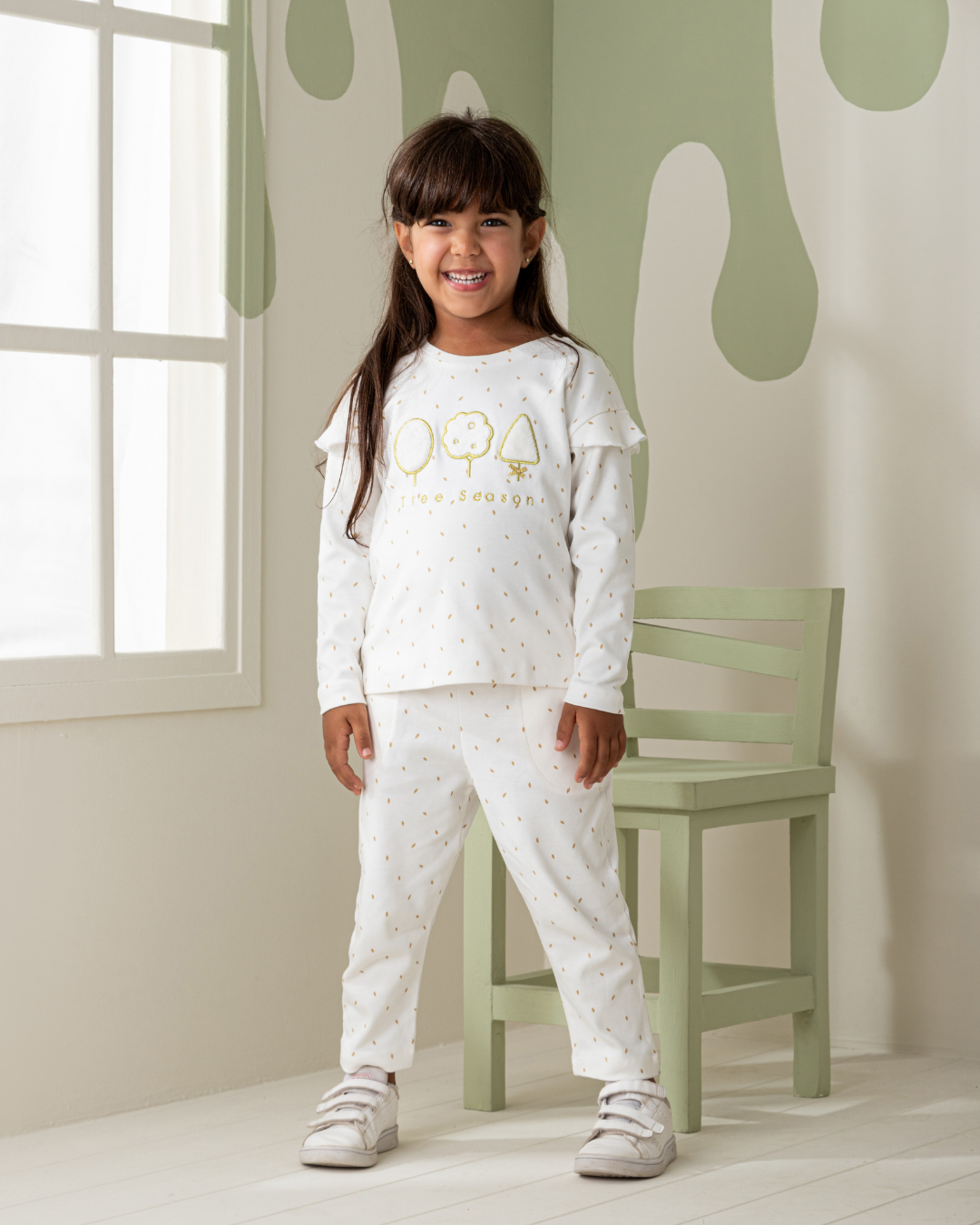 Tree Season Girls' Long Sleeve Pajamas