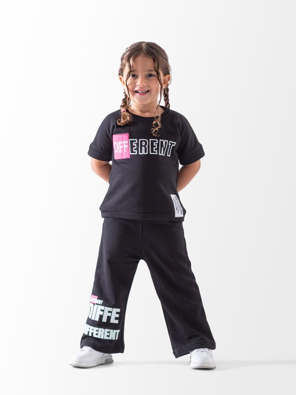 Different طقم كيدز بناتى