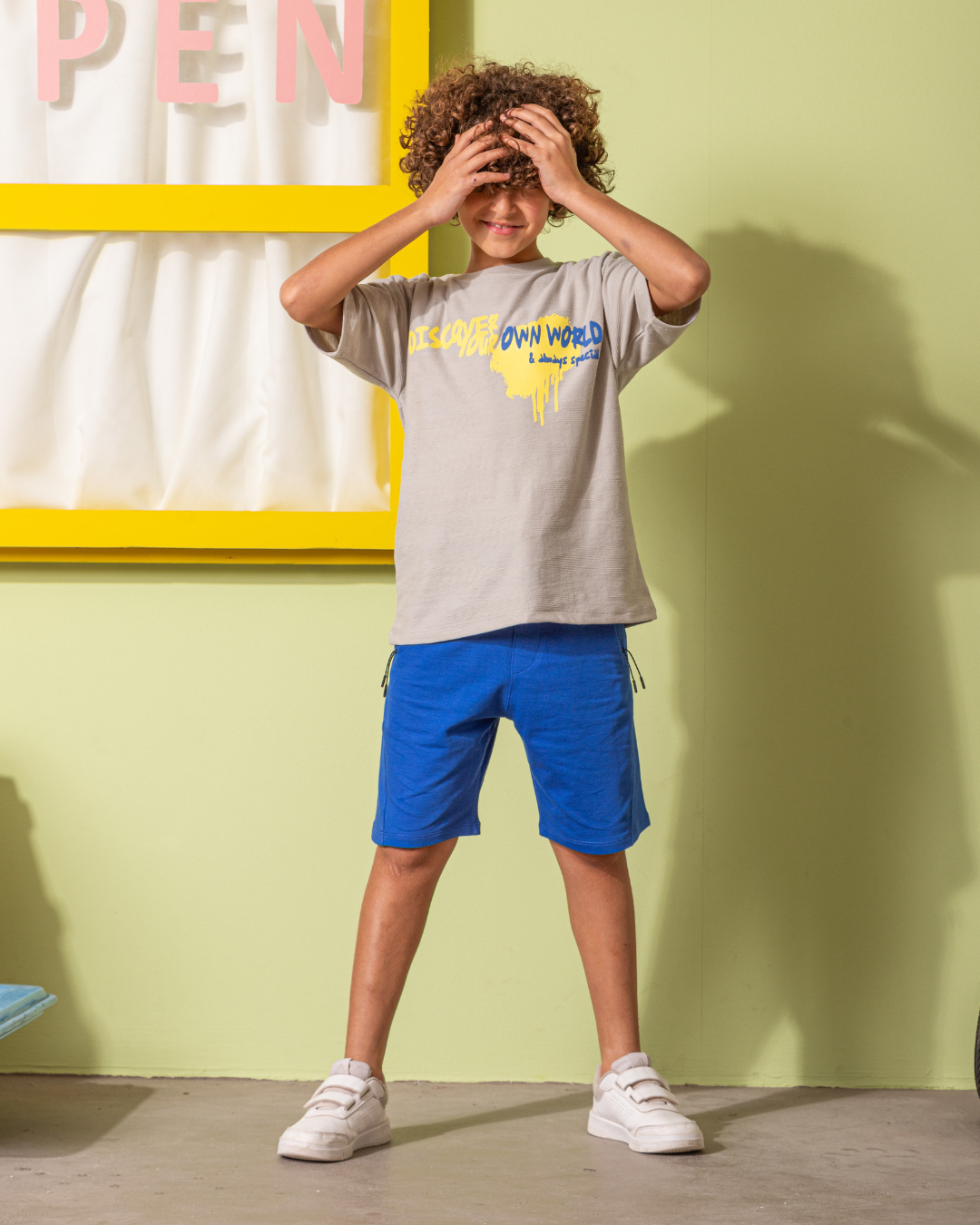 Discover own world بيجامة اولادي وسط