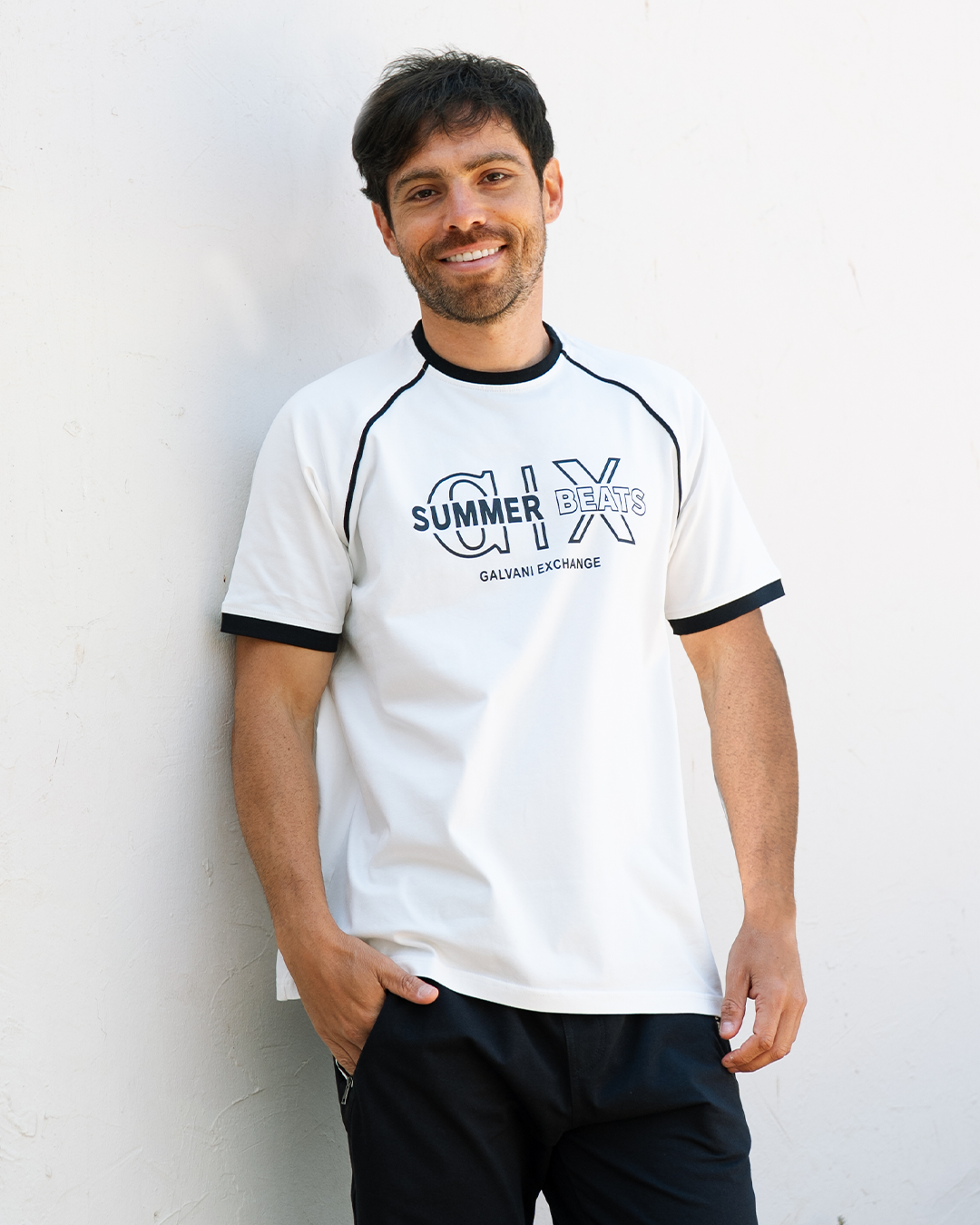 Summer Beats Men's pajamas text, how many and trousers