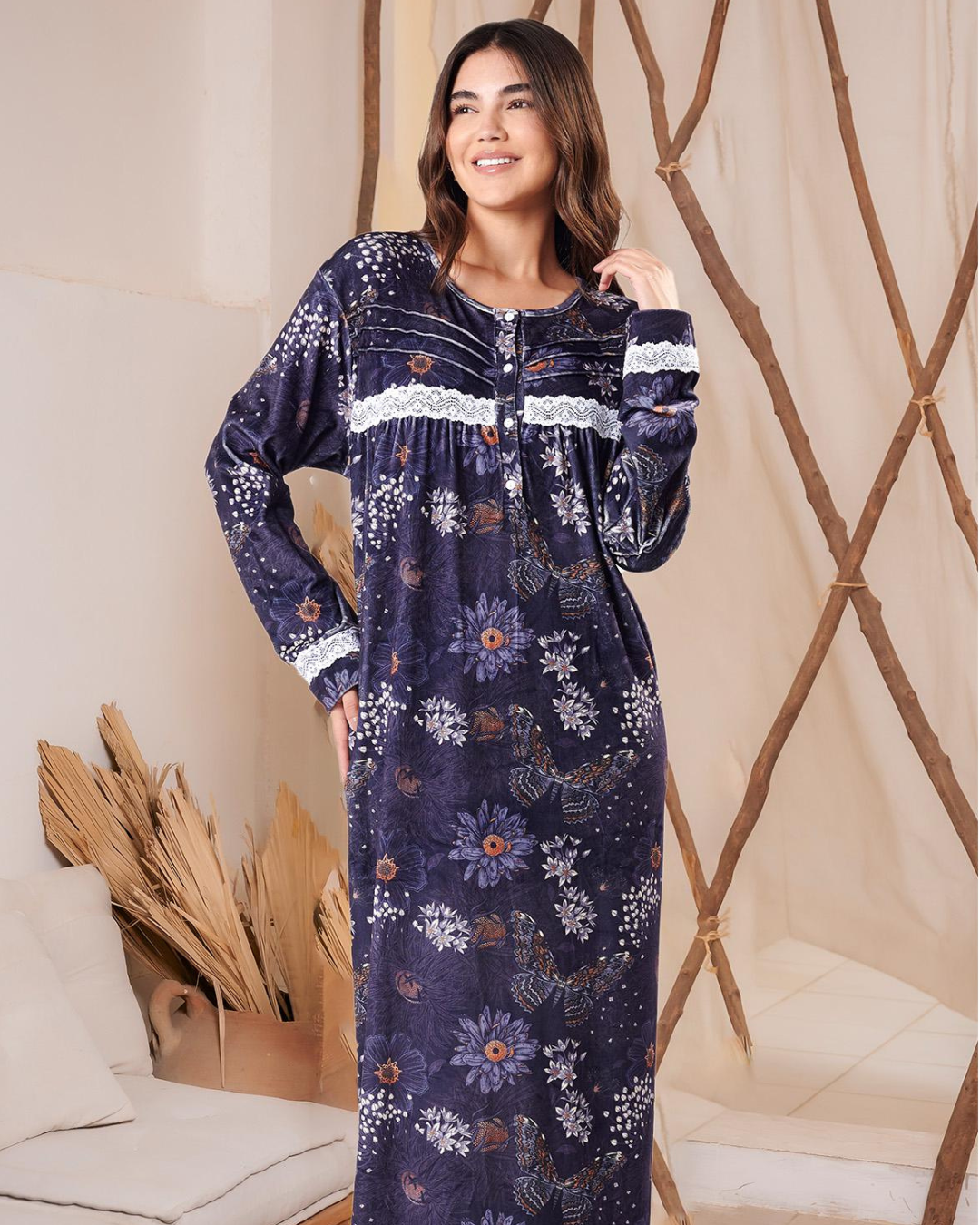 Women's nightgown, nightgown, lace, mauve rose