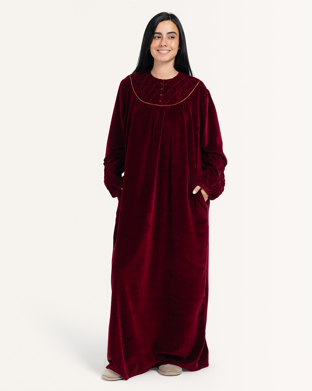 جلابية بزراير و تطريز أندلسي