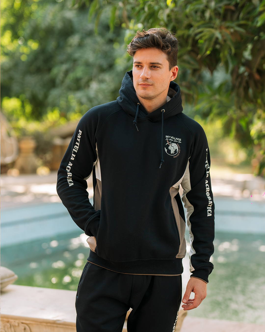 Keep our Galvani Men's Pajamas with Hood and Pockets, Chest Print