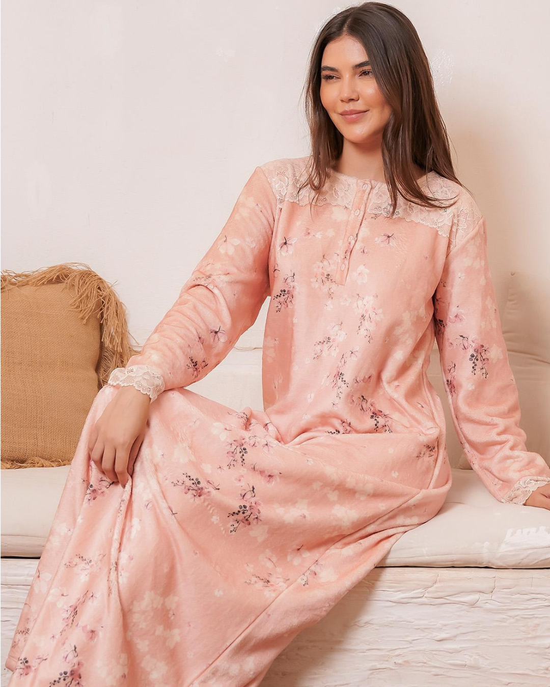 قميص نوم حريمي سفره دانتيل وبانده ورده سيمون