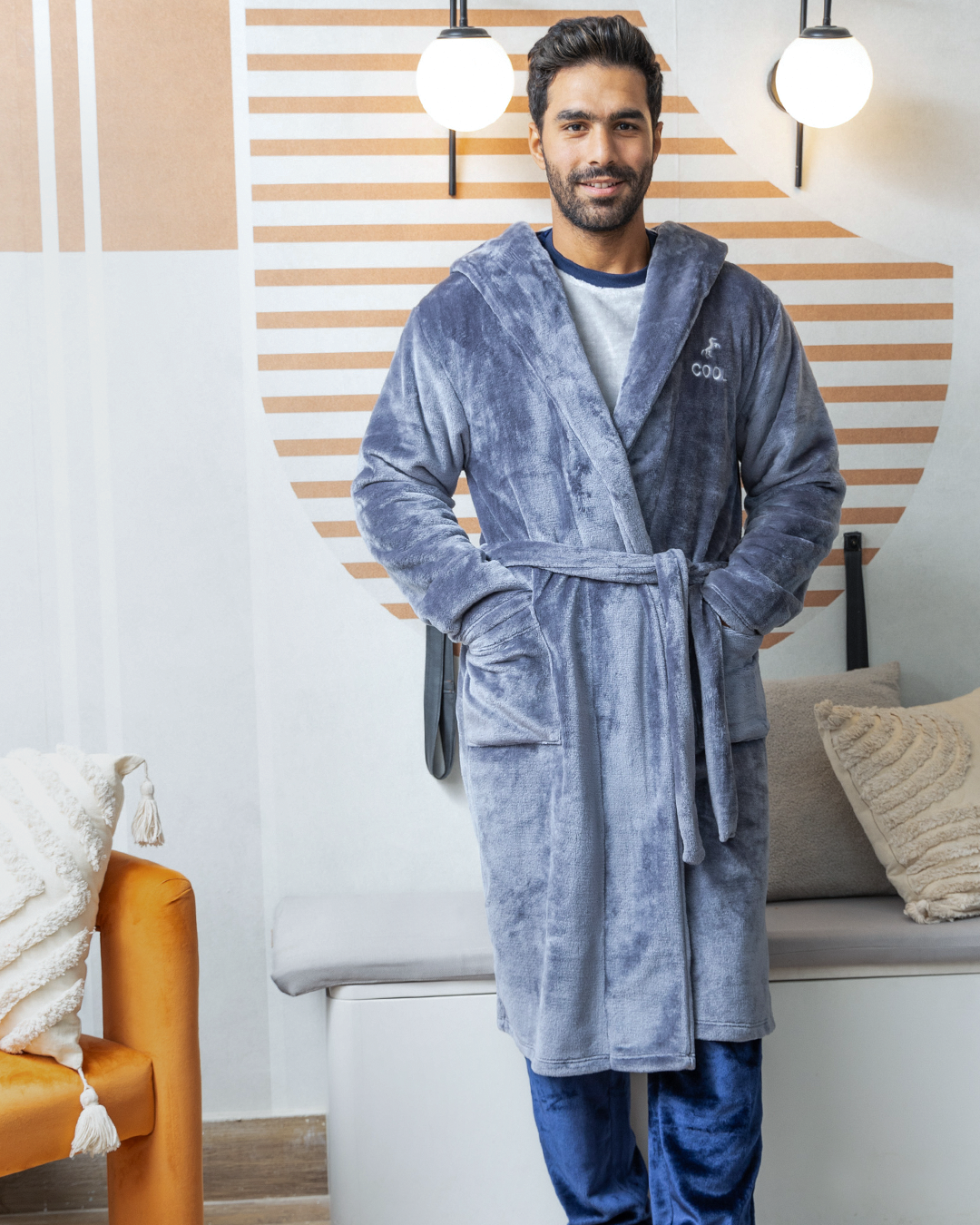 cool+  روب رجالي كابتشوه تطريز الحصان