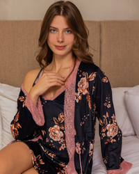 طقم روب حريمي قصير و قميص مشجر تايجر