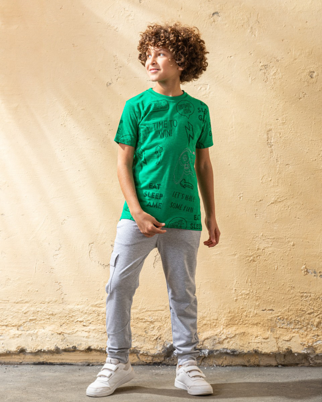 TIME TO WIN KR بيجامه اولادي وسط