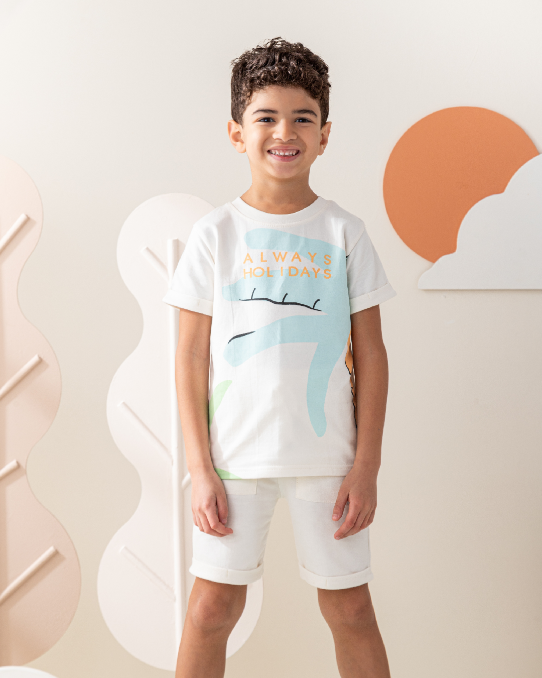 بيجاما شورت سمر ميلتون مع طباعه اشجار النخيل كبيره