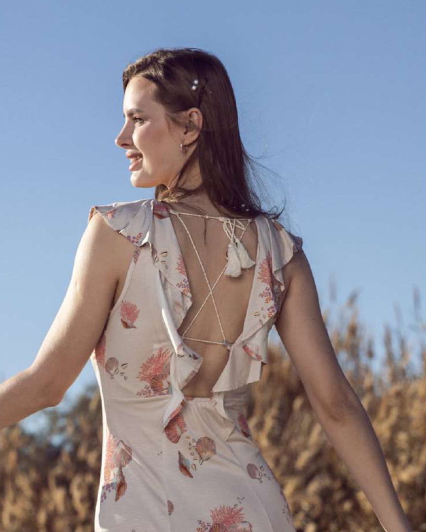 Leaf open back and side V night shirt for women