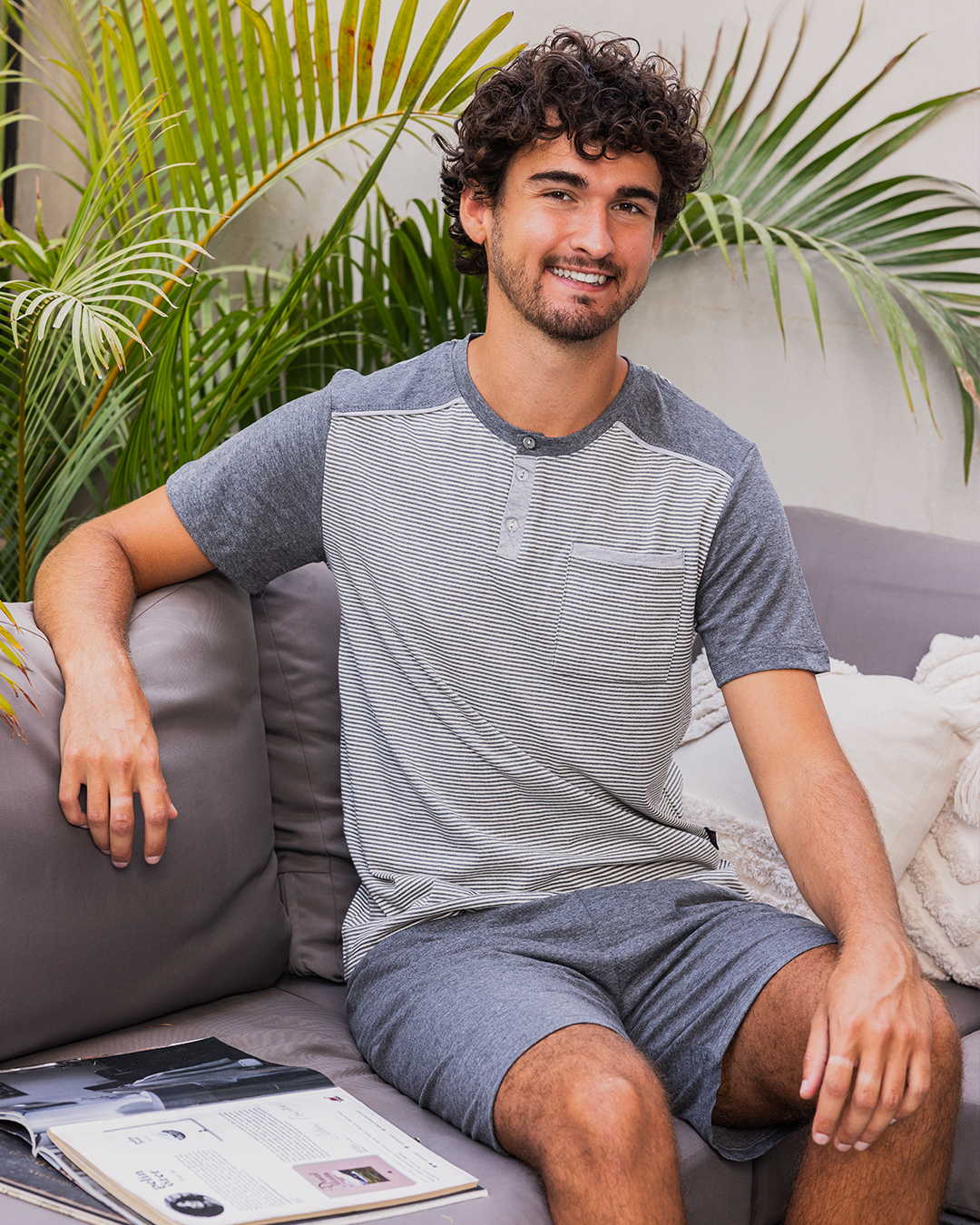 بيجاما رجالي مقلم نص كم