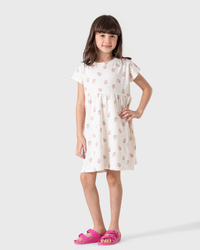 Girls' nightgown with delicious strawberry print