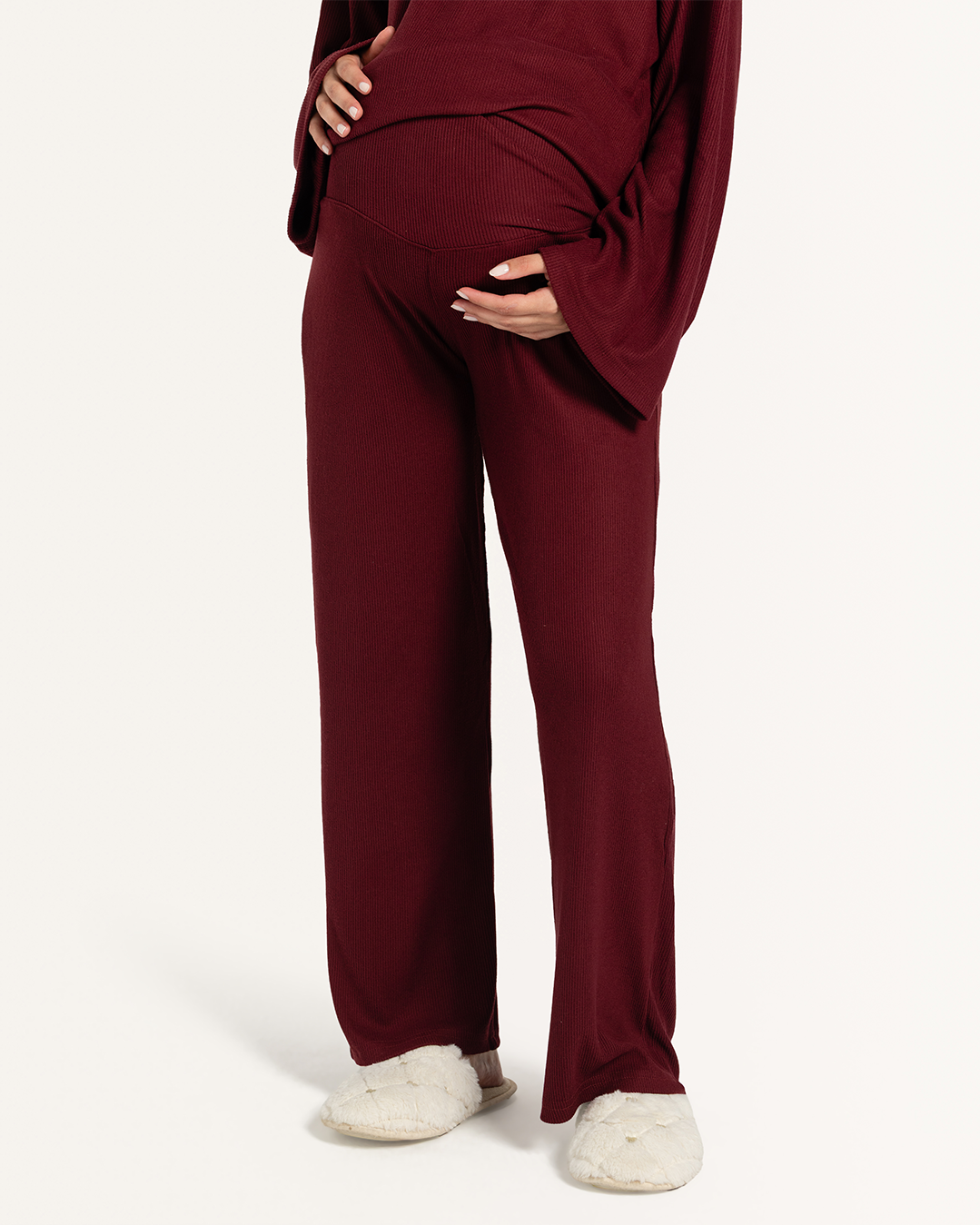 بنطلون حوامل رجل واسعة