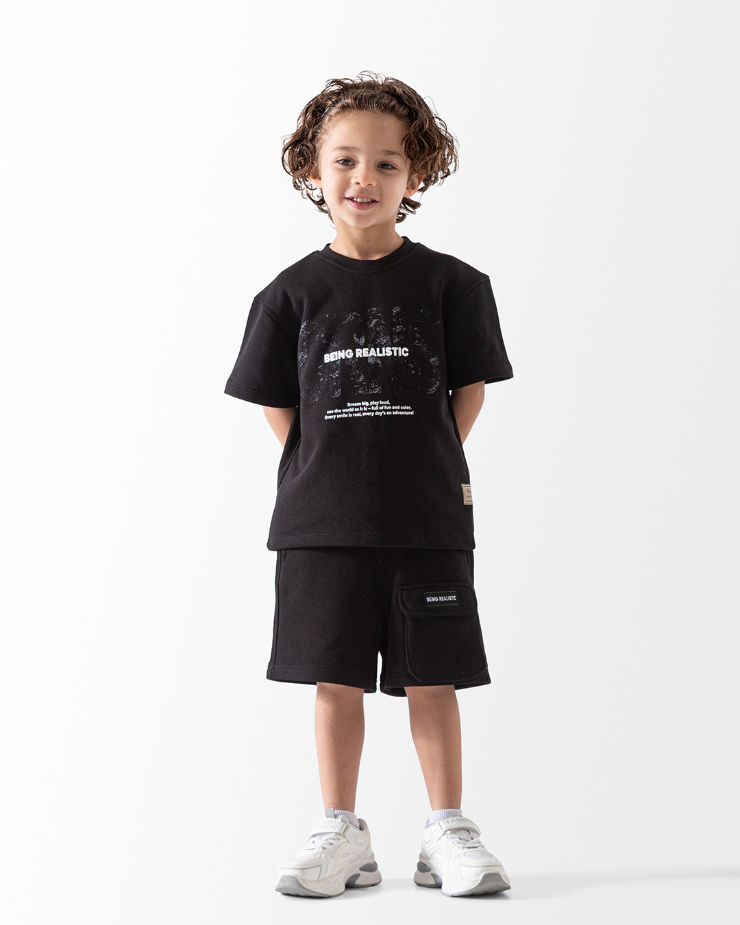 Boys' Kids Set Be Realistic