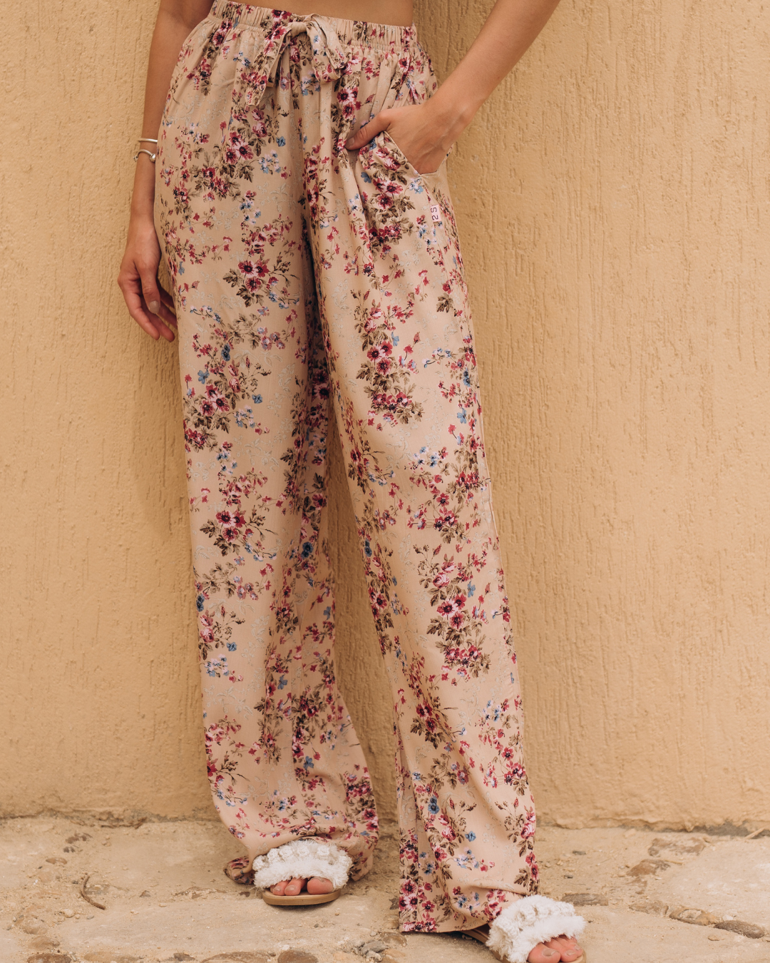 Colorful rose viscose pants