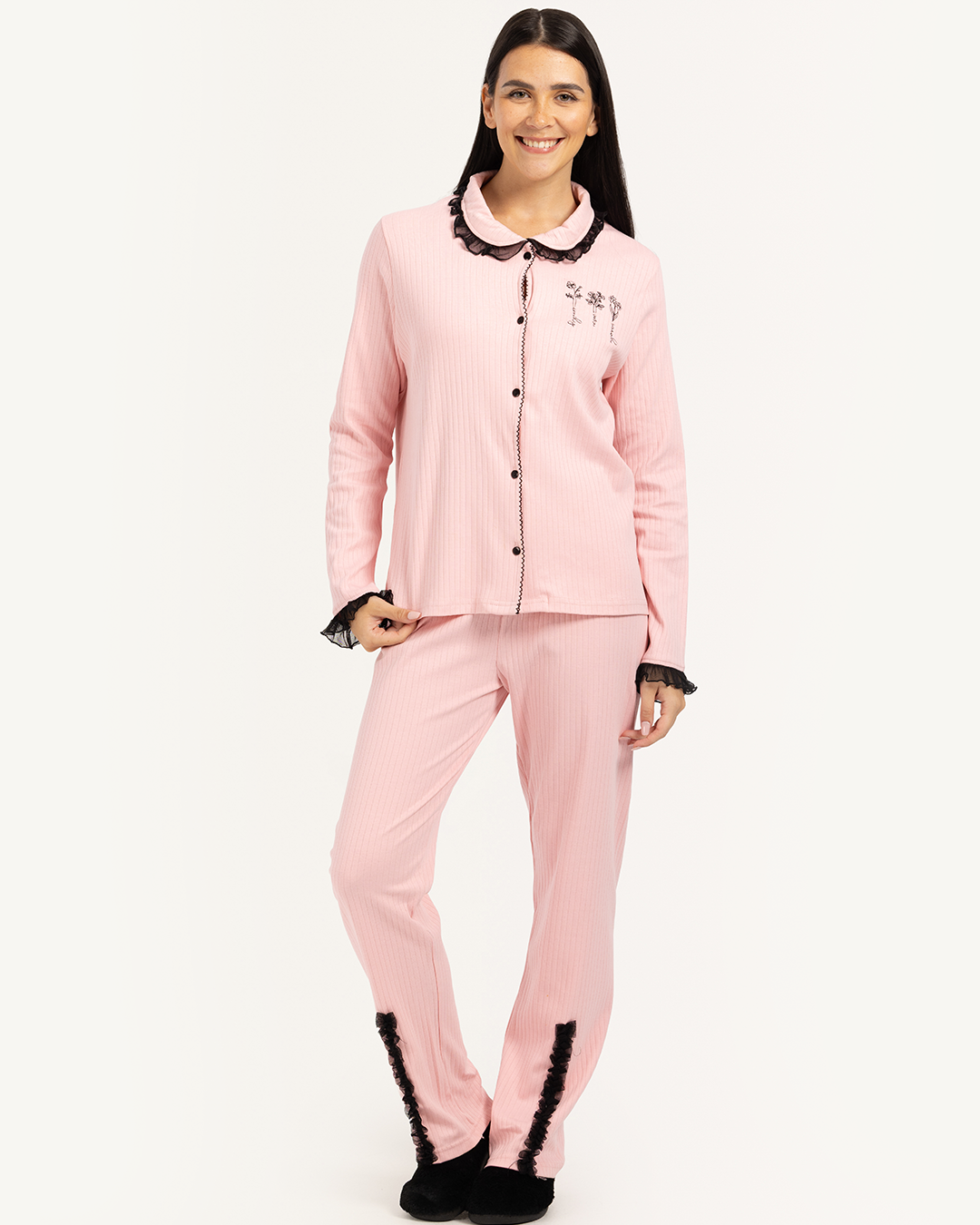 بيجاما حريمى بزراير