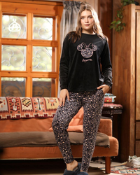 Mimi بيجامه حريمي طباعه علي الصدر ميمي