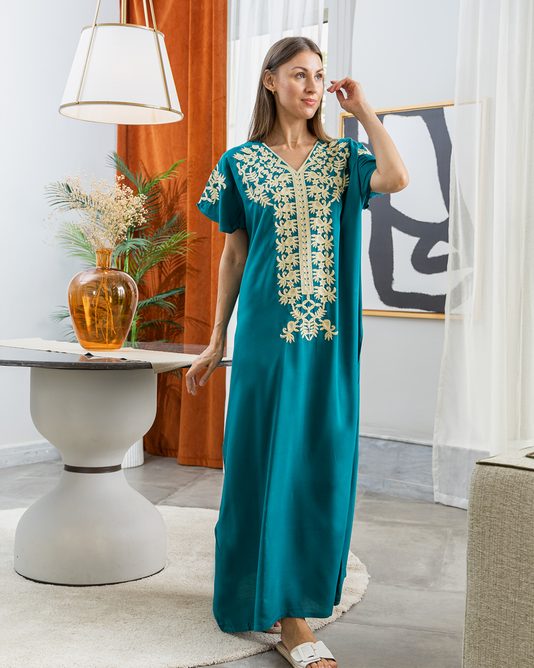 Viscose shirt, 5 half sleeves, plain embroidered