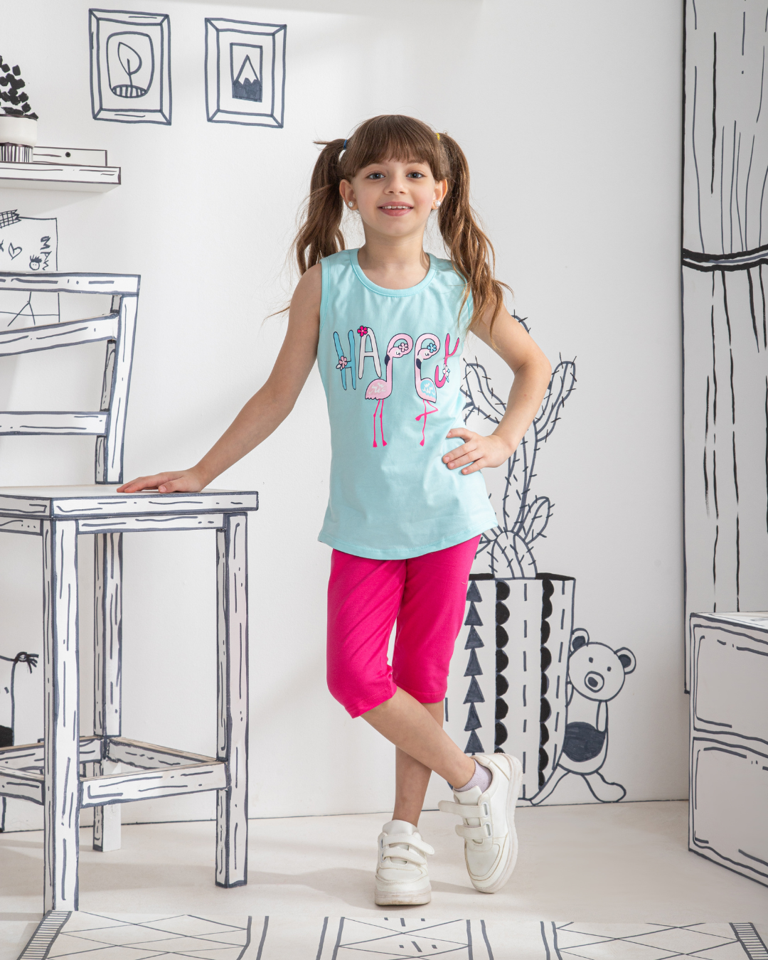 Girls' swan print pajamas
