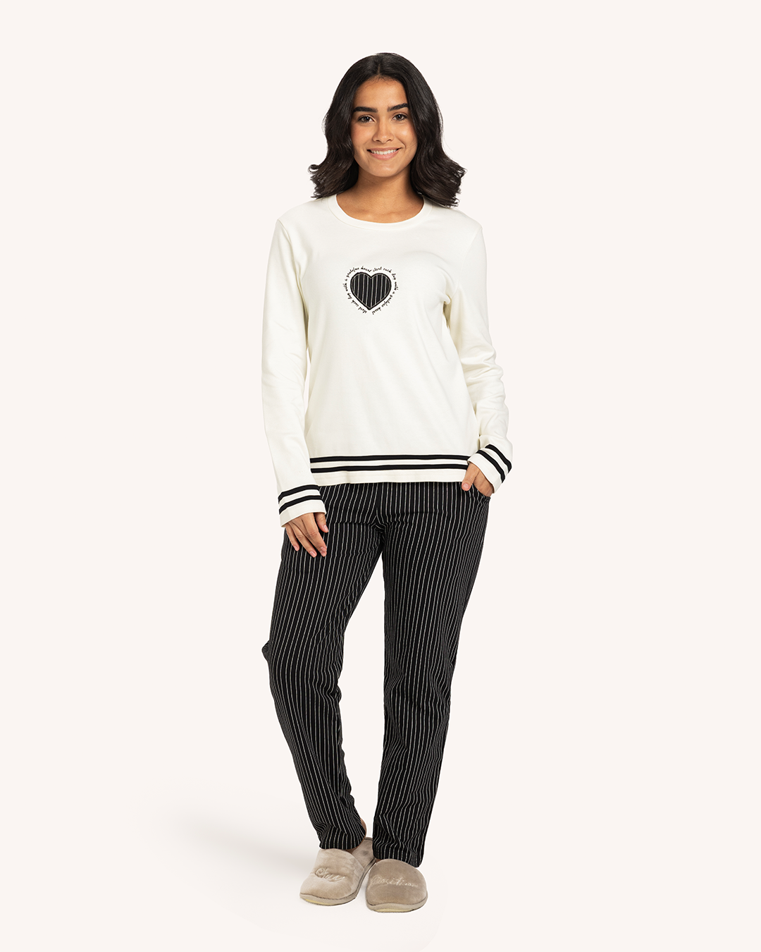 بيجاما حريمى كم بنطلون قلب