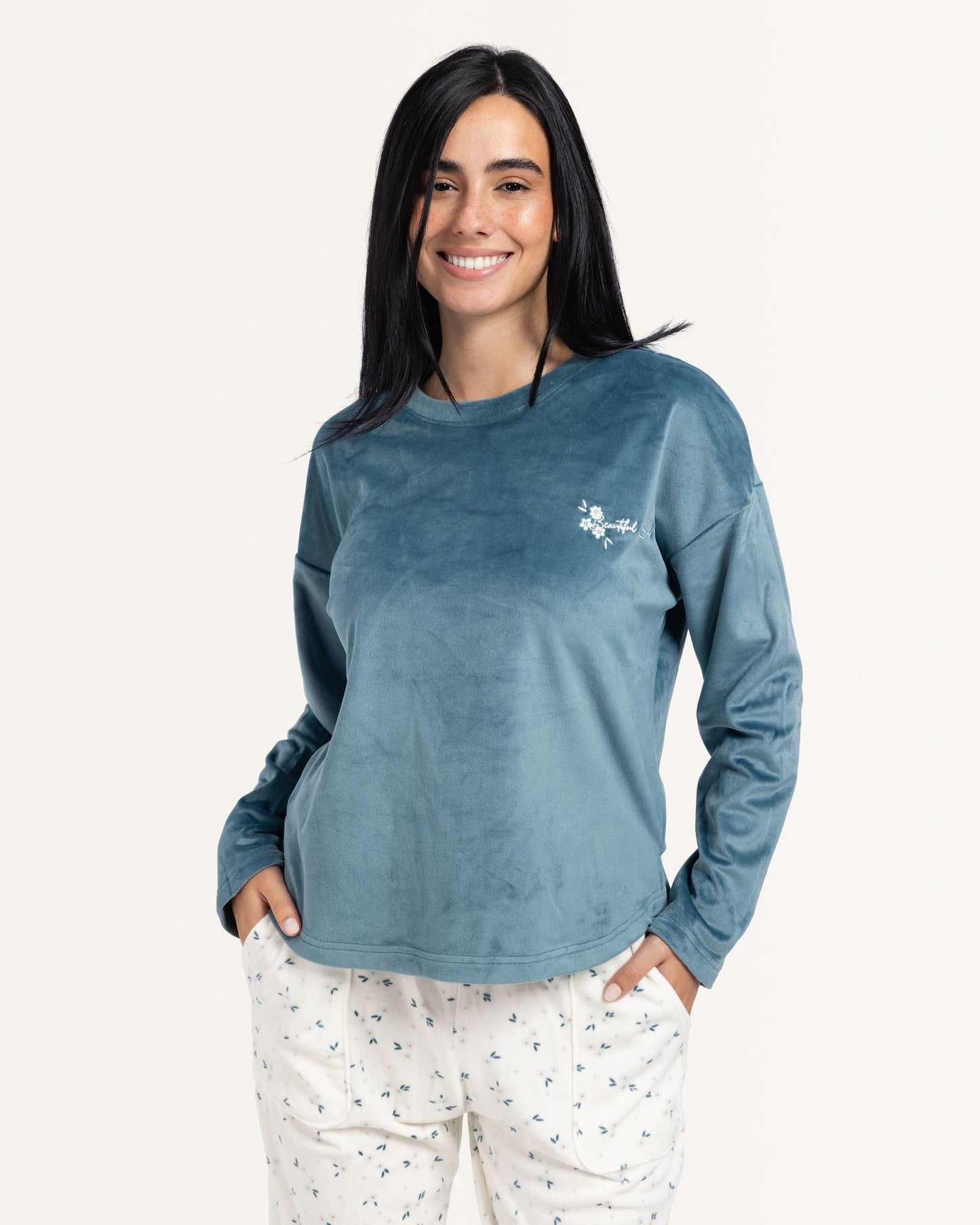 بيجاما قطيفه اوراق شجر رقيقه